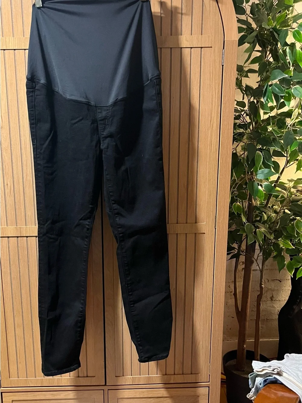 J.Crew -Maternity Skinny Jeans - Black